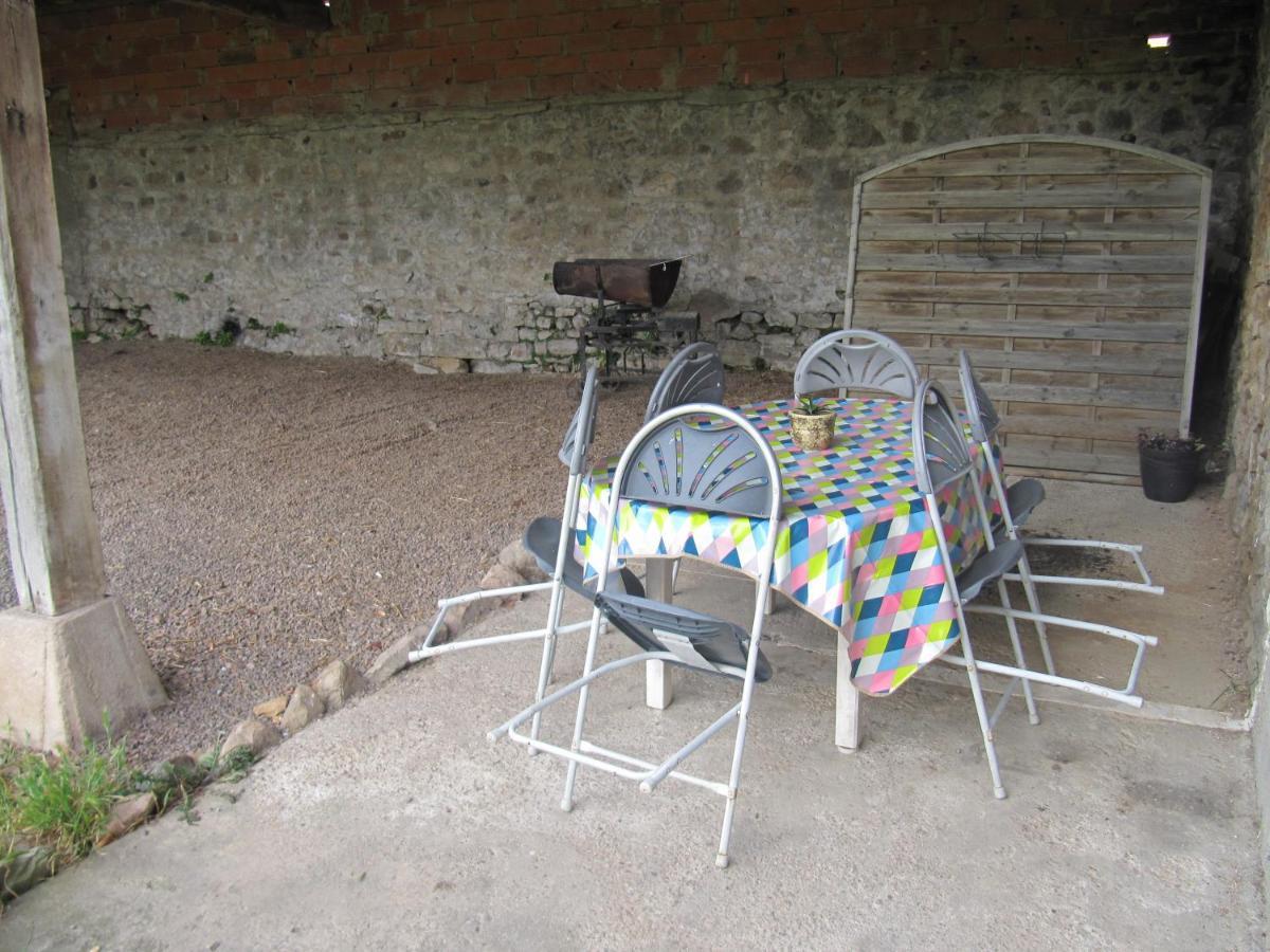 Gîte cosy 6 à 8 personnes Buffieres Extérieur photo